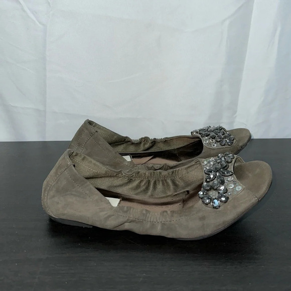Simply Vera Vera Wang Flats  size 7 - Picture 2 of 8